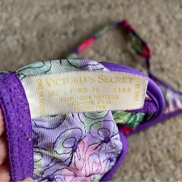 Victoria’s Secret Gold Label Vintage Bra Underwired Purple Embroidered Floral